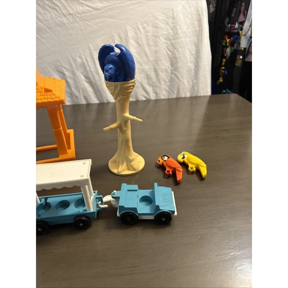 Vtg Fisher-Price Little People‎ Zoo Accessories Animals 1984 Tram Car Tree Food